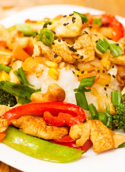 Gà Xào Rau Củ Củ Sốt Kichap